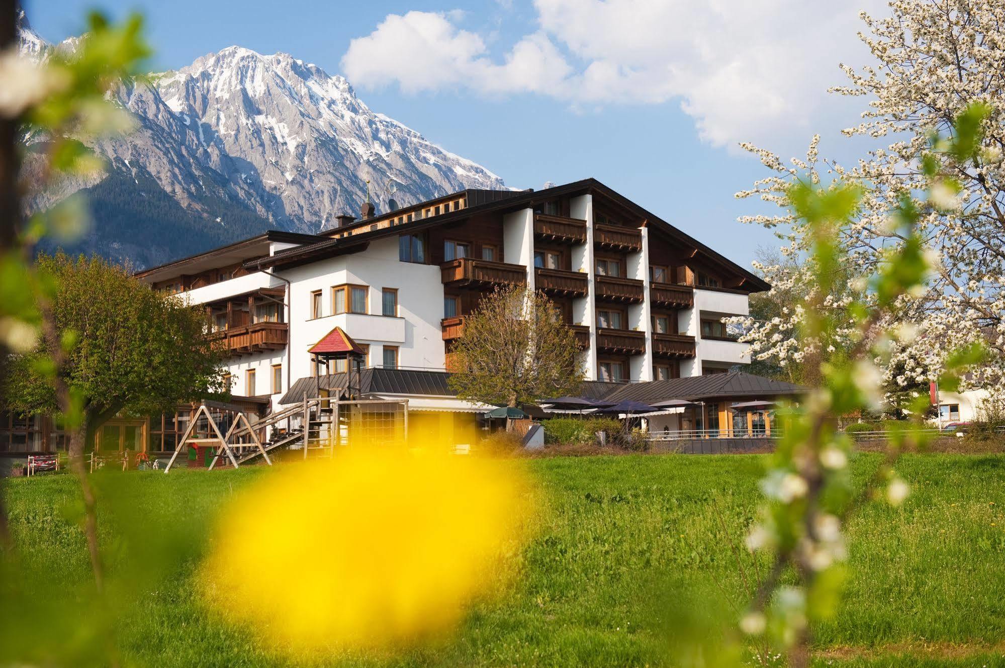 Landgasthof Bogner By Myquartier Absam Exterior foto